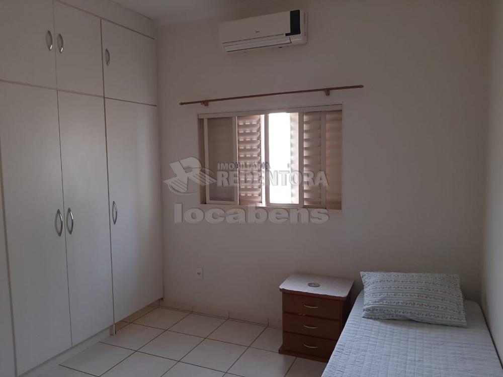 Comprar Casa / Padrão em São José do Rio Preto R$ 680.000,00 - Foto 4