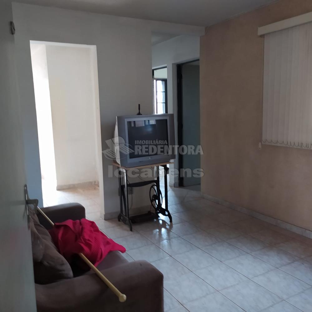 Comprar Apartamento / Padrão em São José do Rio Preto R$ 170.000,00 - Foto 2