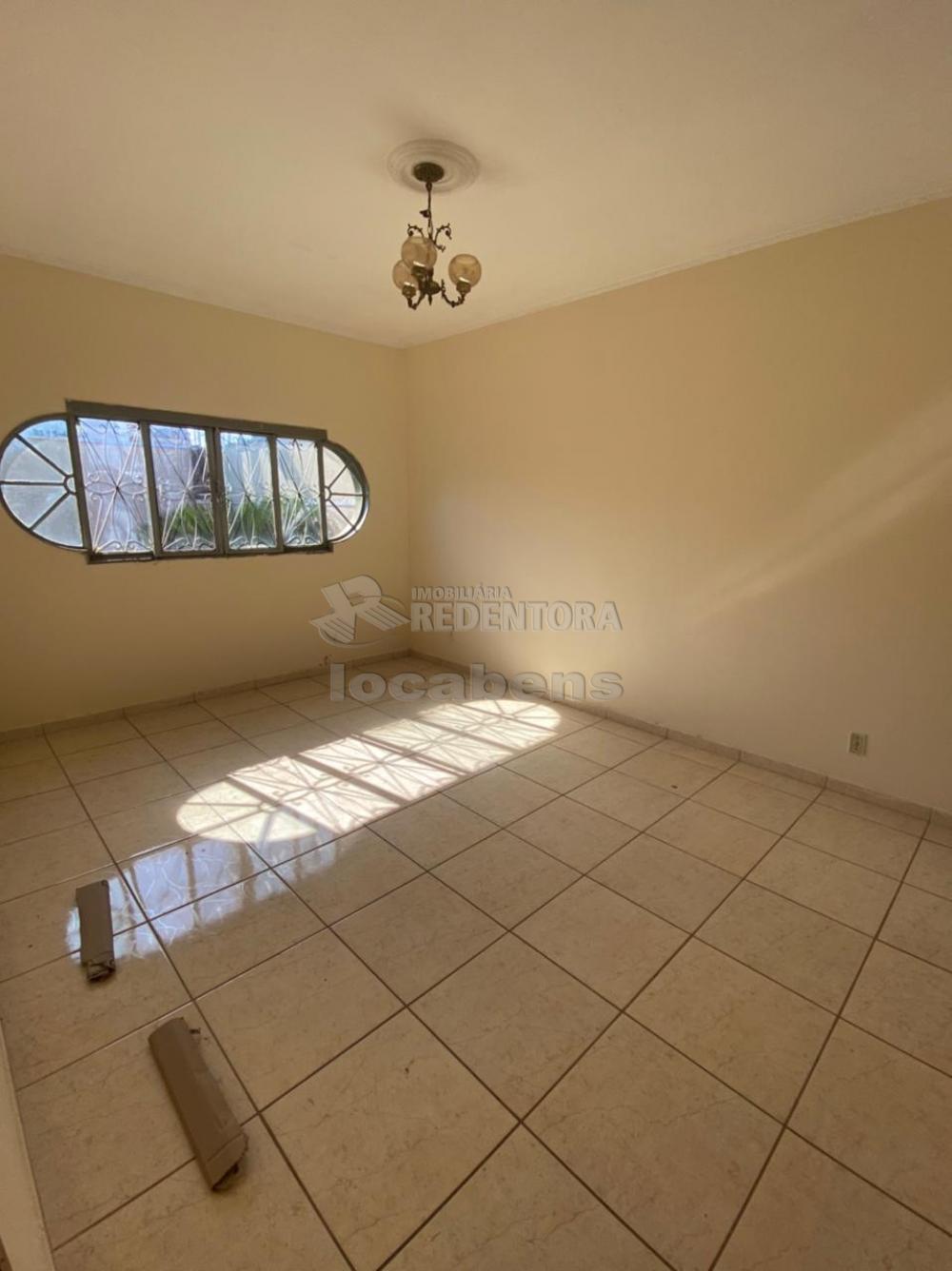 Comprar Casa / Padrão em São José do Rio Preto R$ 650.000,00 - Foto 3