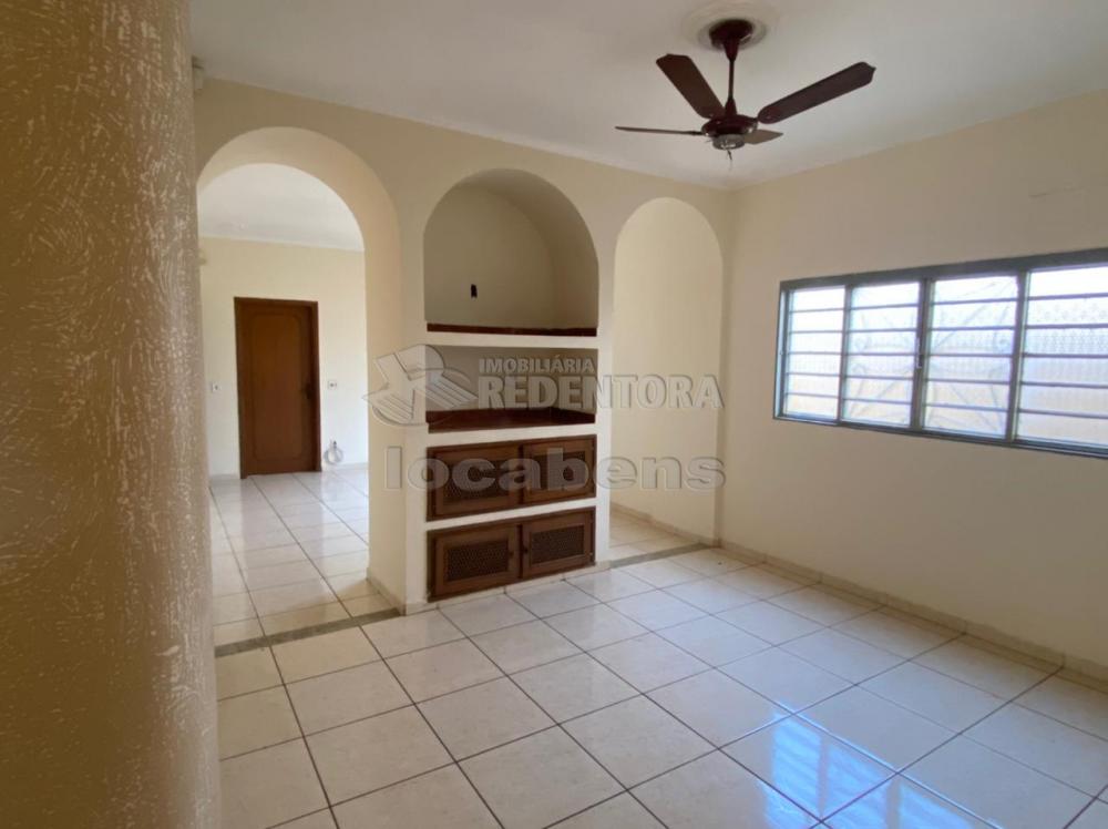 Comprar Casa / Padrão em São José do Rio Preto R$ 650.000,00 - Foto 4