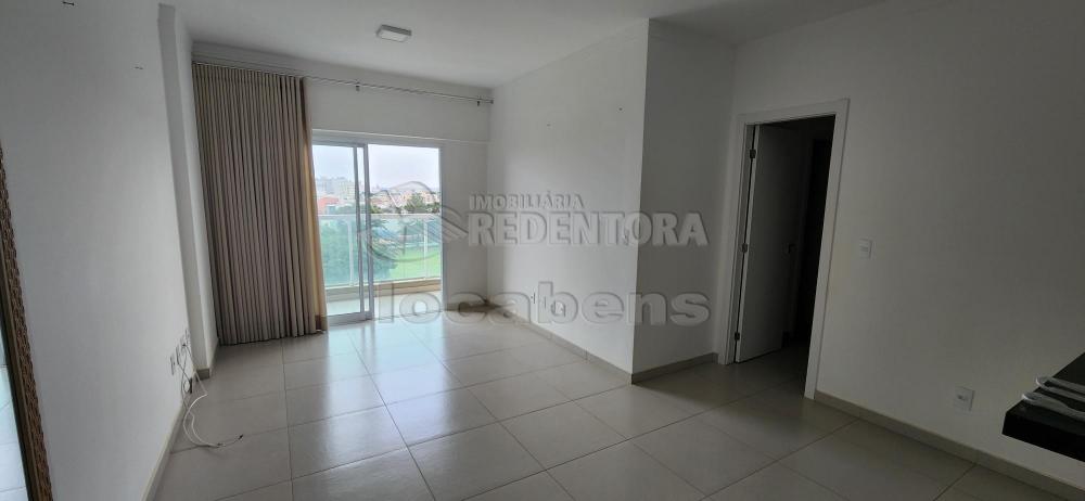 Alugar Apartamento / Padrão em São José do Rio Preto R$ 2.700,00 - Foto 3