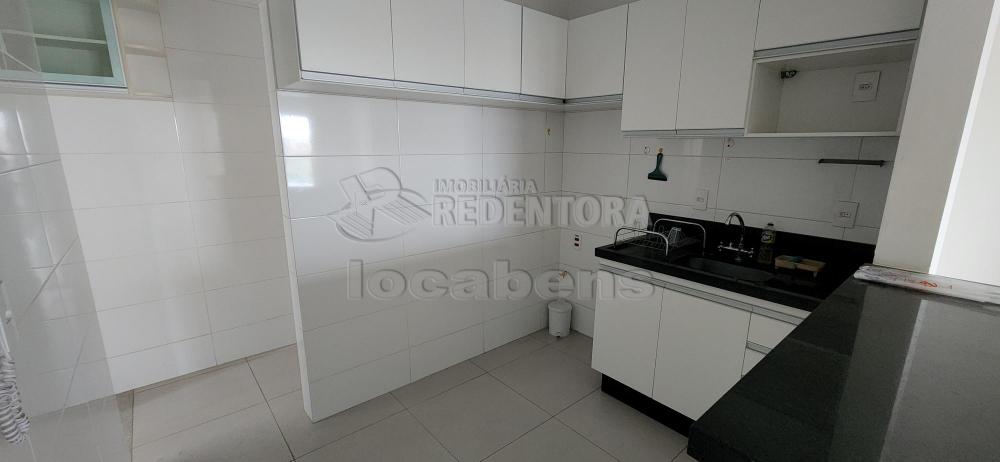 Alugar Apartamento / Padrão em São José do Rio Preto R$ 2.700,00 - Foto 4