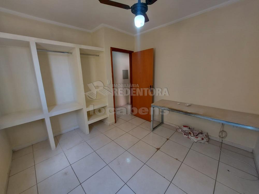 Comprar Apartamento / Padrão em São José do Rio Preto R$ 230.000,00 - Foto 6