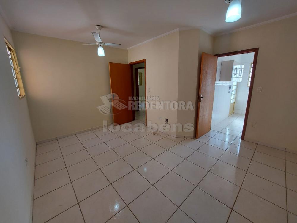 Comprar Apartamento / Padrão em São José do Rio Preto apenas R$ 230.000,00 - Foto 1