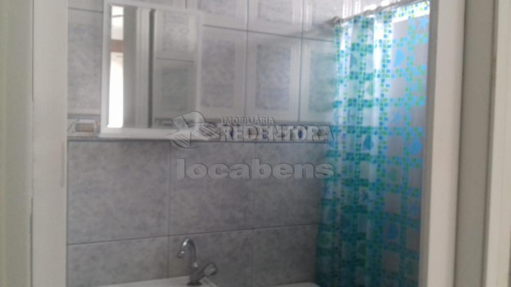 Comprar Casa / Padrão em São José do Rio Preto R$ 250.000,00 - Foto 7