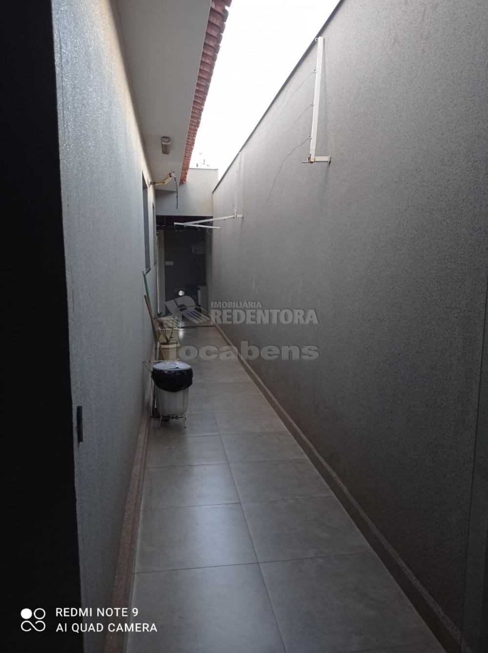 Casa à venda com 2 quartos, 200m² - Foto 4