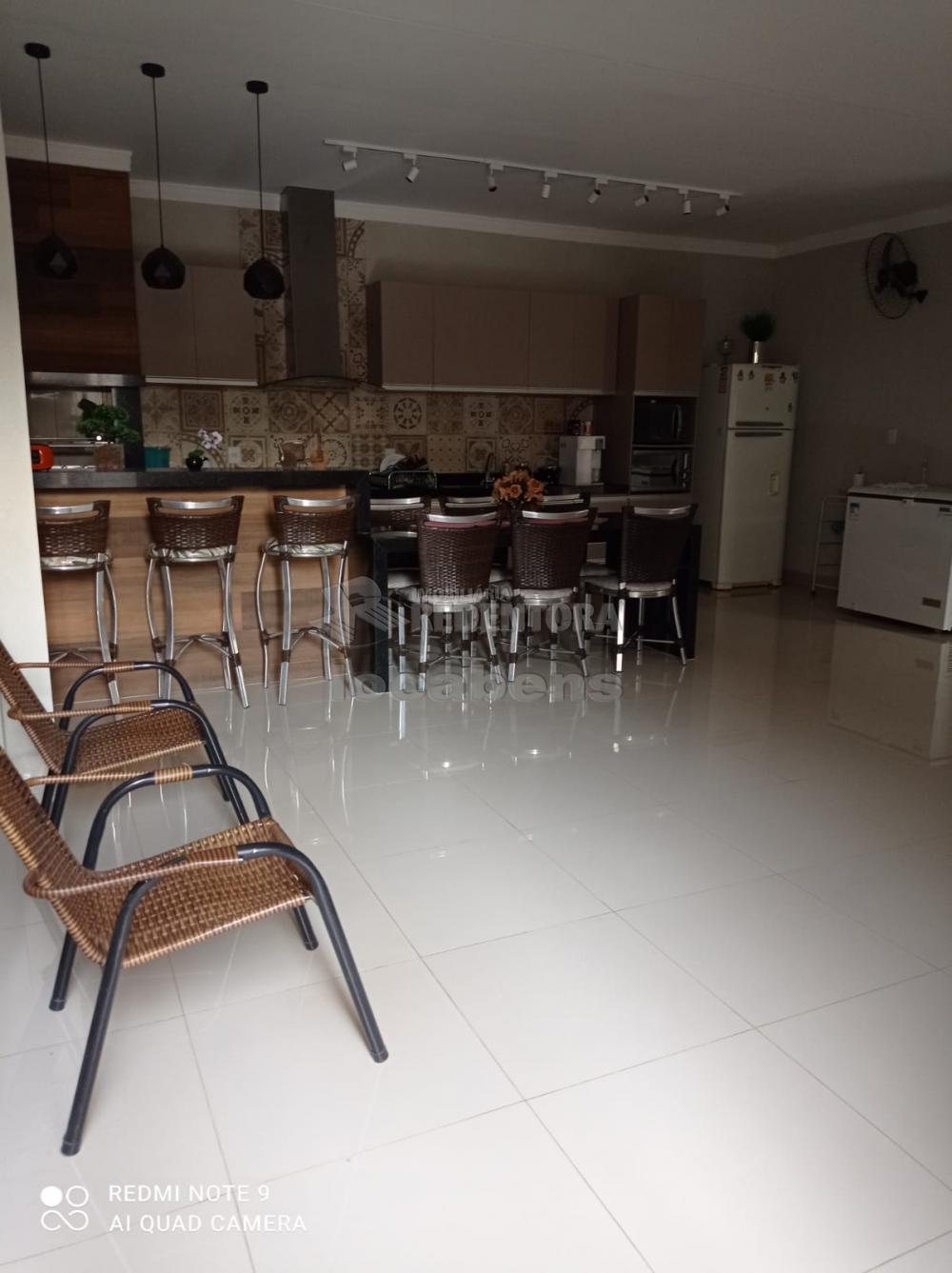 Casa à venda com 2 quartos, 200m² - Foto 11