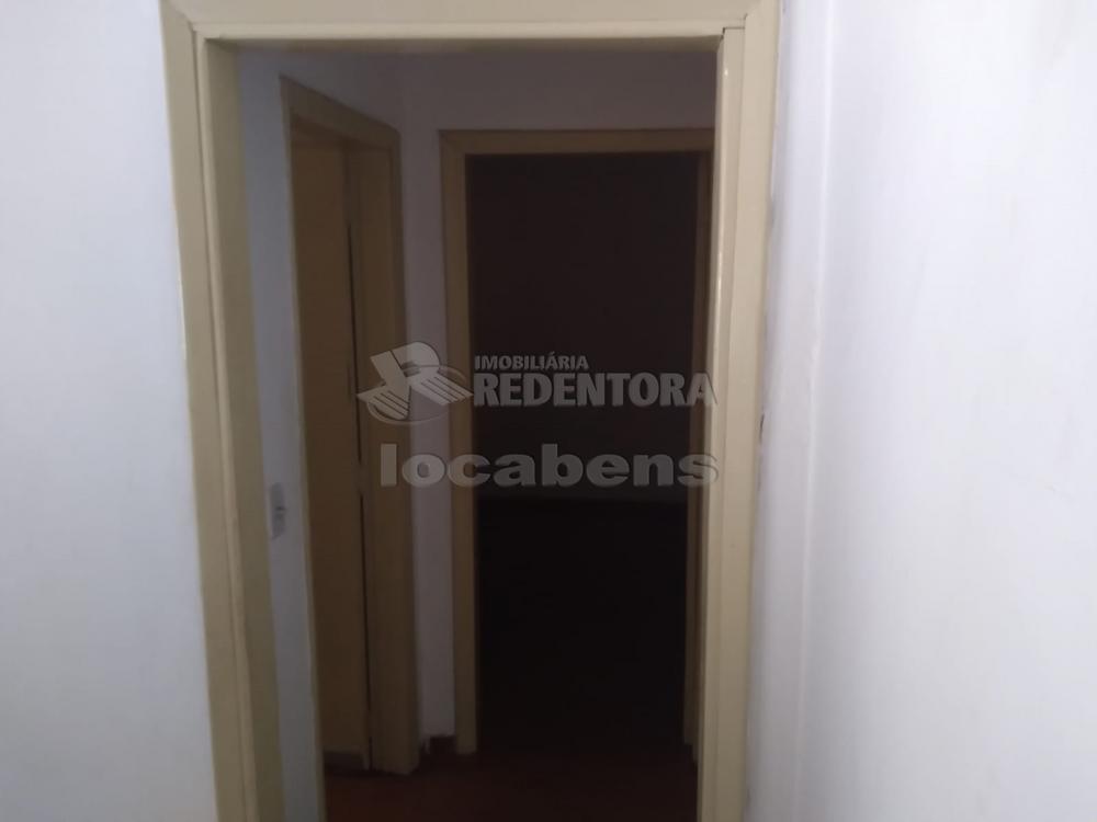 Comprar Casa / Padrão em São José do Rio Preto R$ 310.000,00 - Foto 3