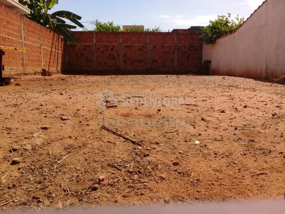 Comprar Terreno / Padrão em São José do Rio Preto R$ 105.000,00 - Foto 1