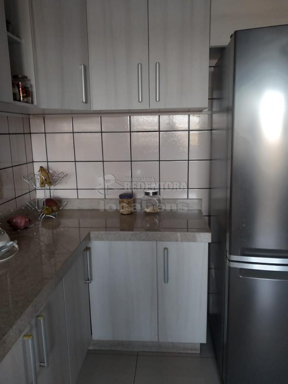 Comprar Apartamento / Padrão em São José do Rio Preto R$ 370.000,00 - Foto 12