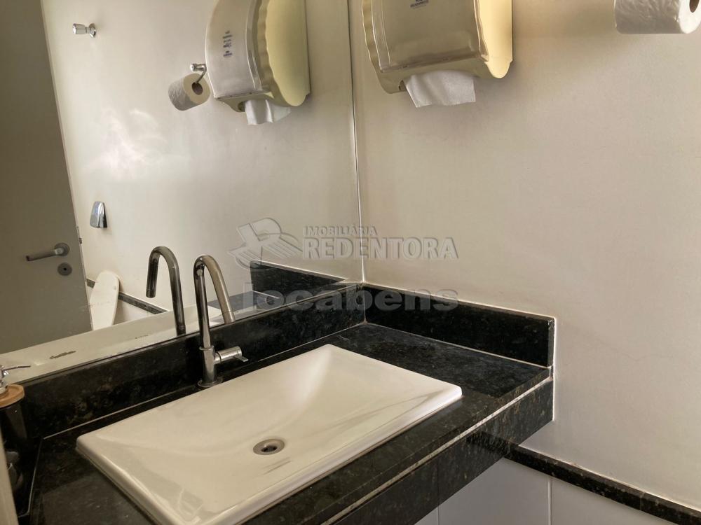 Comprar Comercial / Casa Comercial em São José do Rio Preto R$ 1.100.000,00 - Foto 13