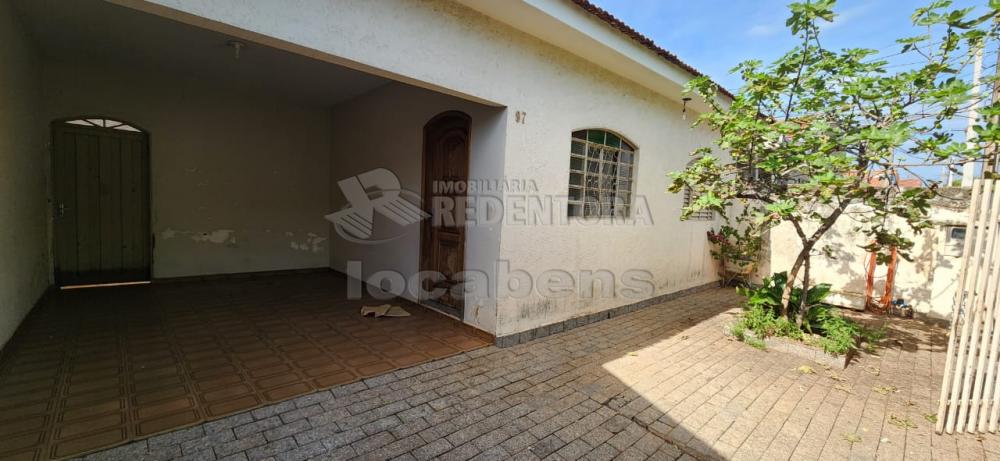 Comprar Casa / Padrão em São José do Rio Preto R$ 270.000,00 - Foto 1