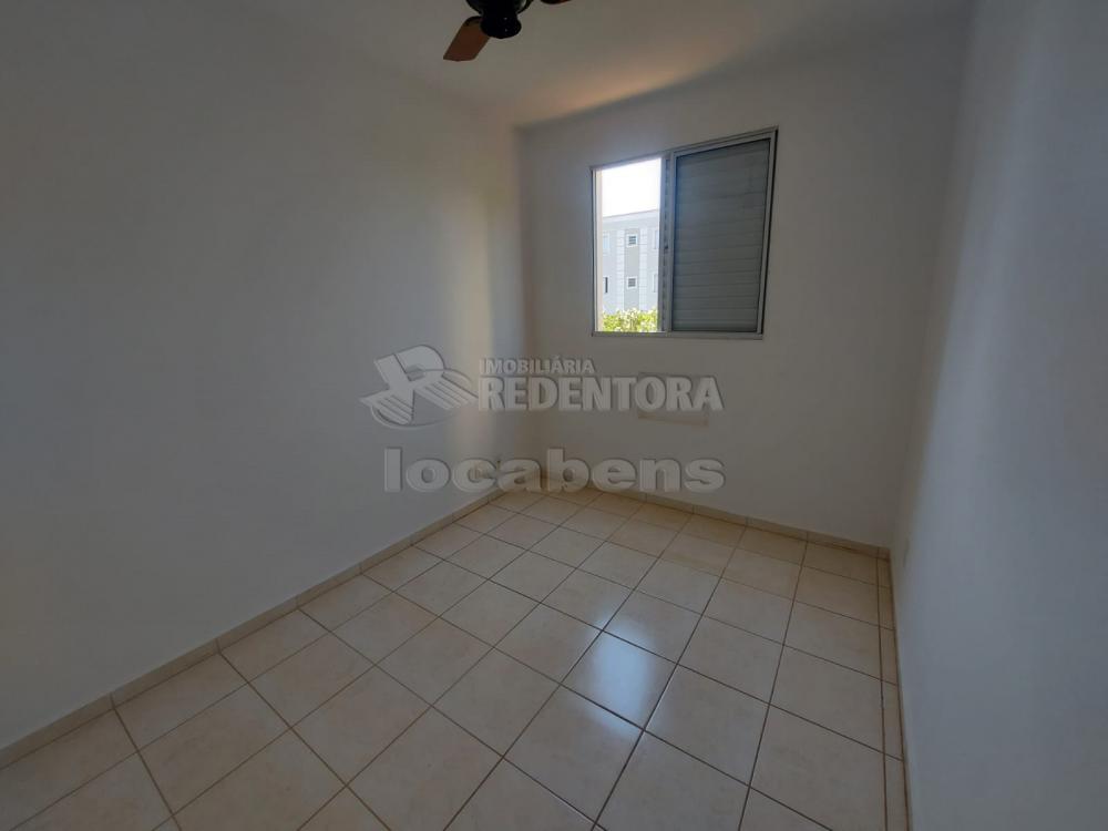 Alugar Apartamento / Padrão em São José do Rio Preto R$ 700,00 - Foto 6