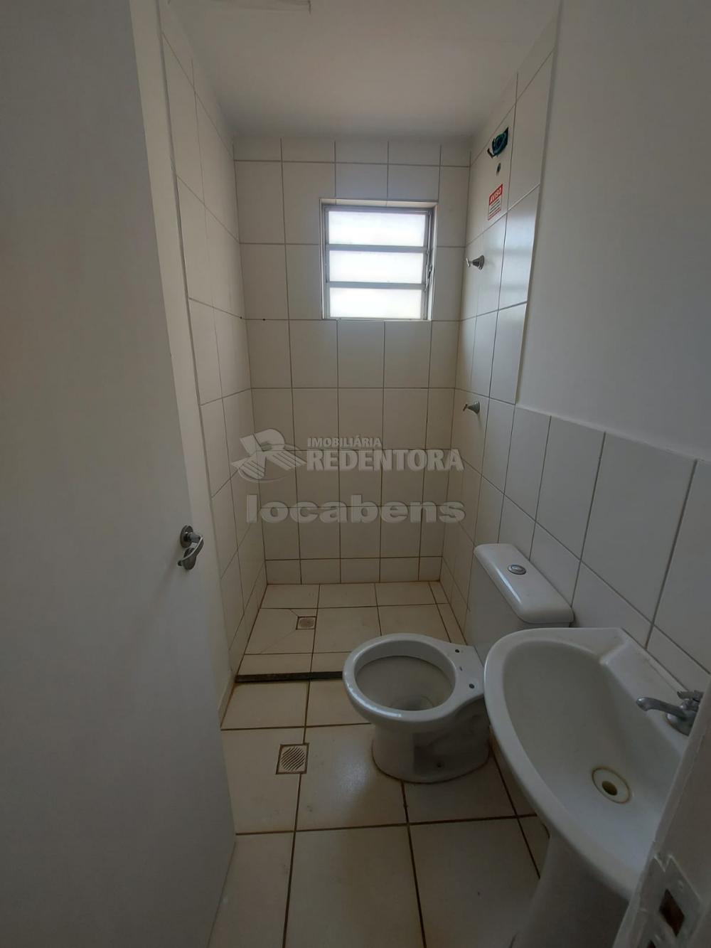 Alugar Apartamento / Padrão em São José do Rio Preto R$ 700,00 - Foto 7