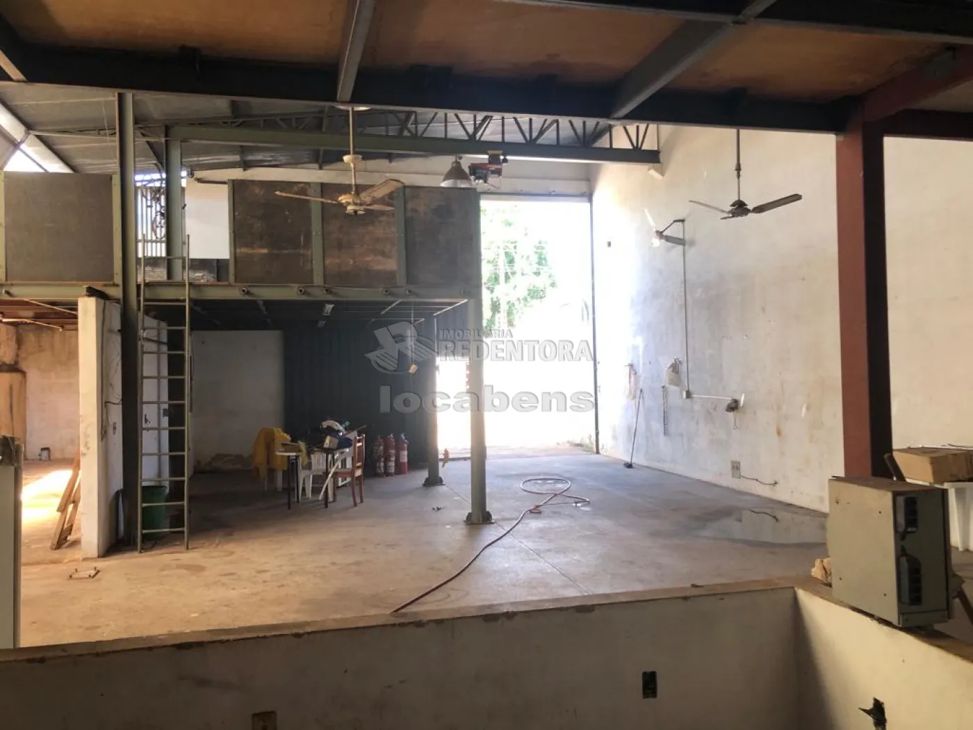 Alugar Comercial / Salão em São José do Rio Preto R$ 3.700,00 - Foto 1