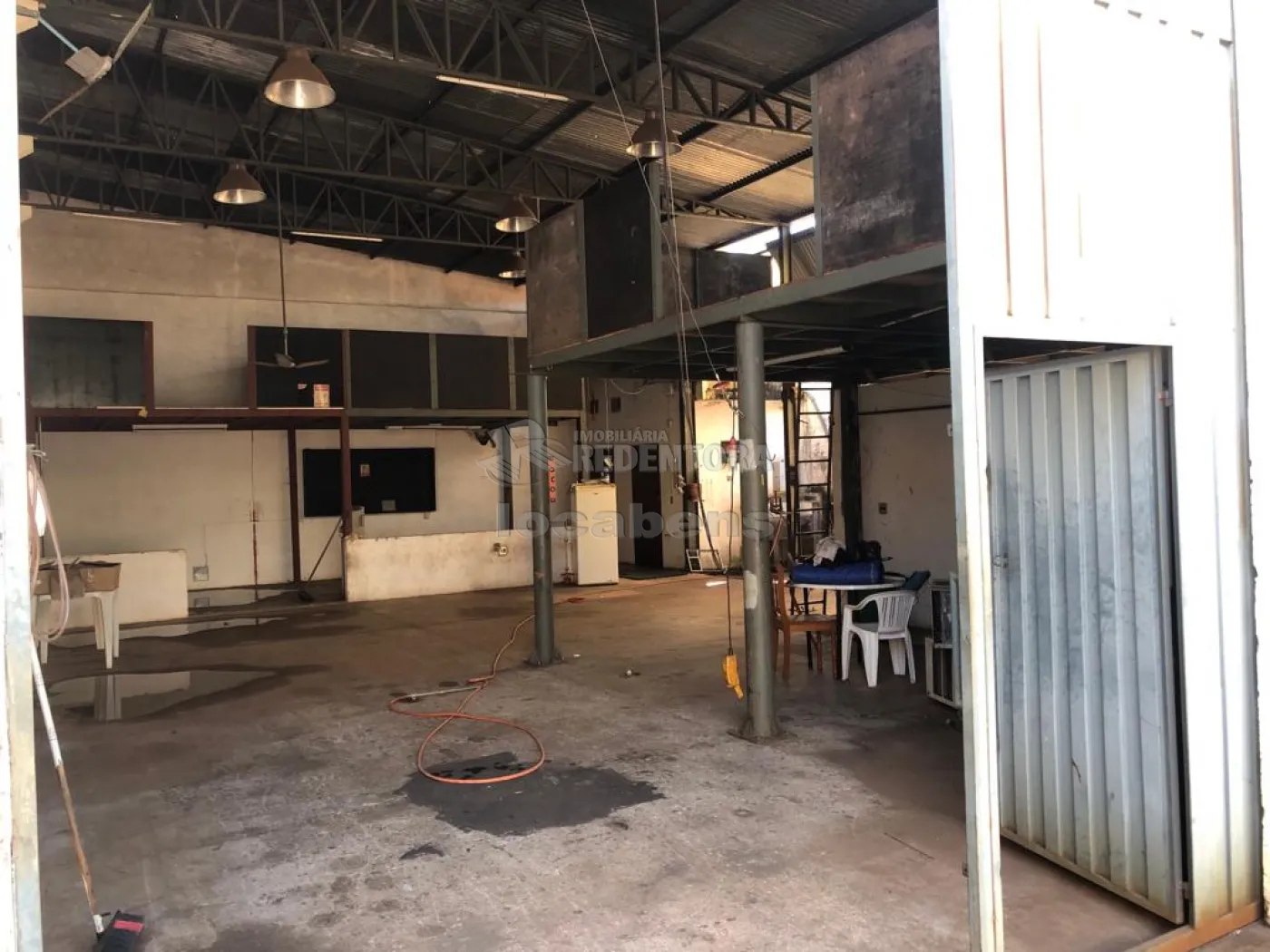 Alugar Comercial / Salão em São José do Rio Preto R$ 3.700,00 - Foto 2