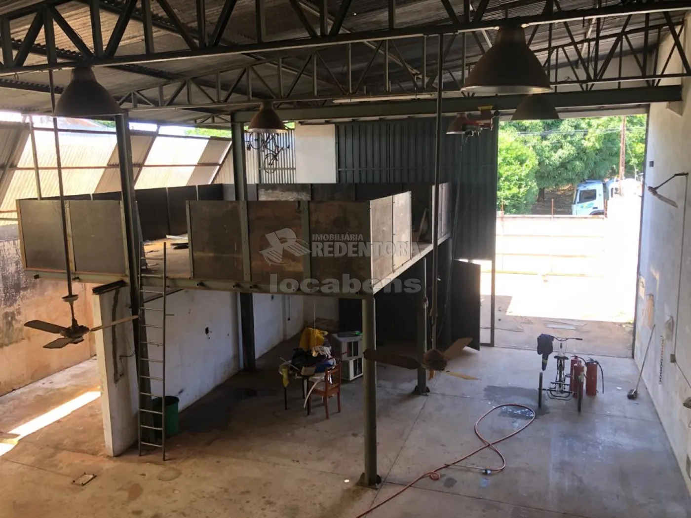 Alugar Comercial / Salão em São José do Rio Preto R$ 3.700,00 - Foto 5