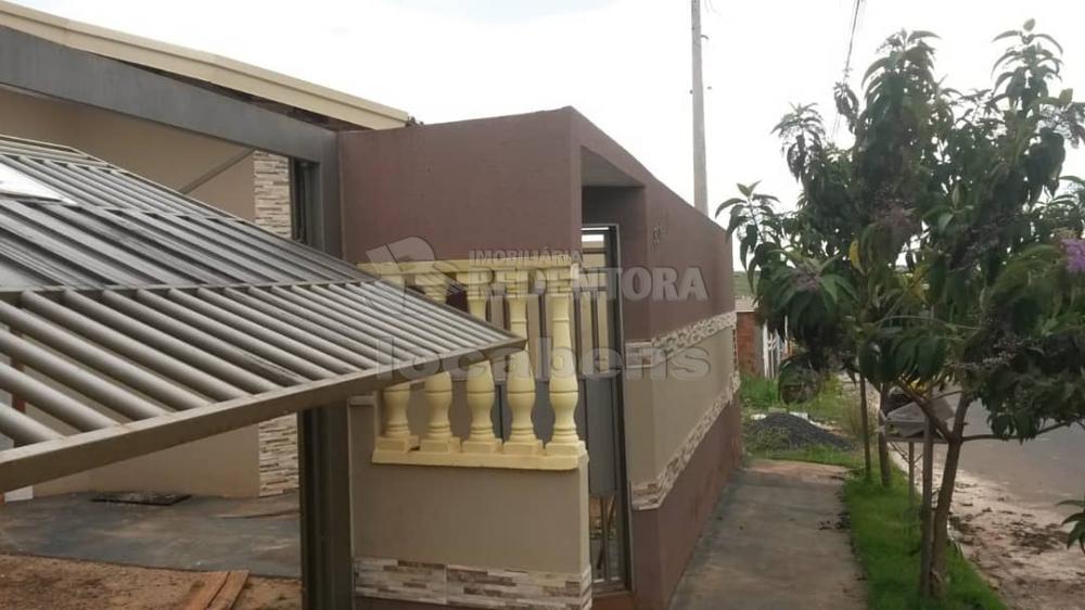 Comprar Casa / Padrão em São José do Rio Preto R$ 205.000,00 - Foto 2