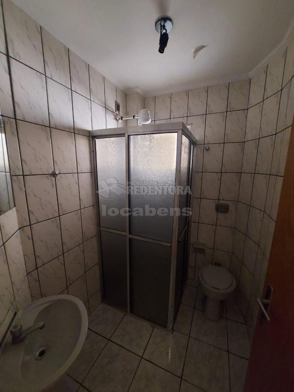 Alugar Apartamento / Padrão em São José do Rio Preto R$ 1.100,00 - Foto 9