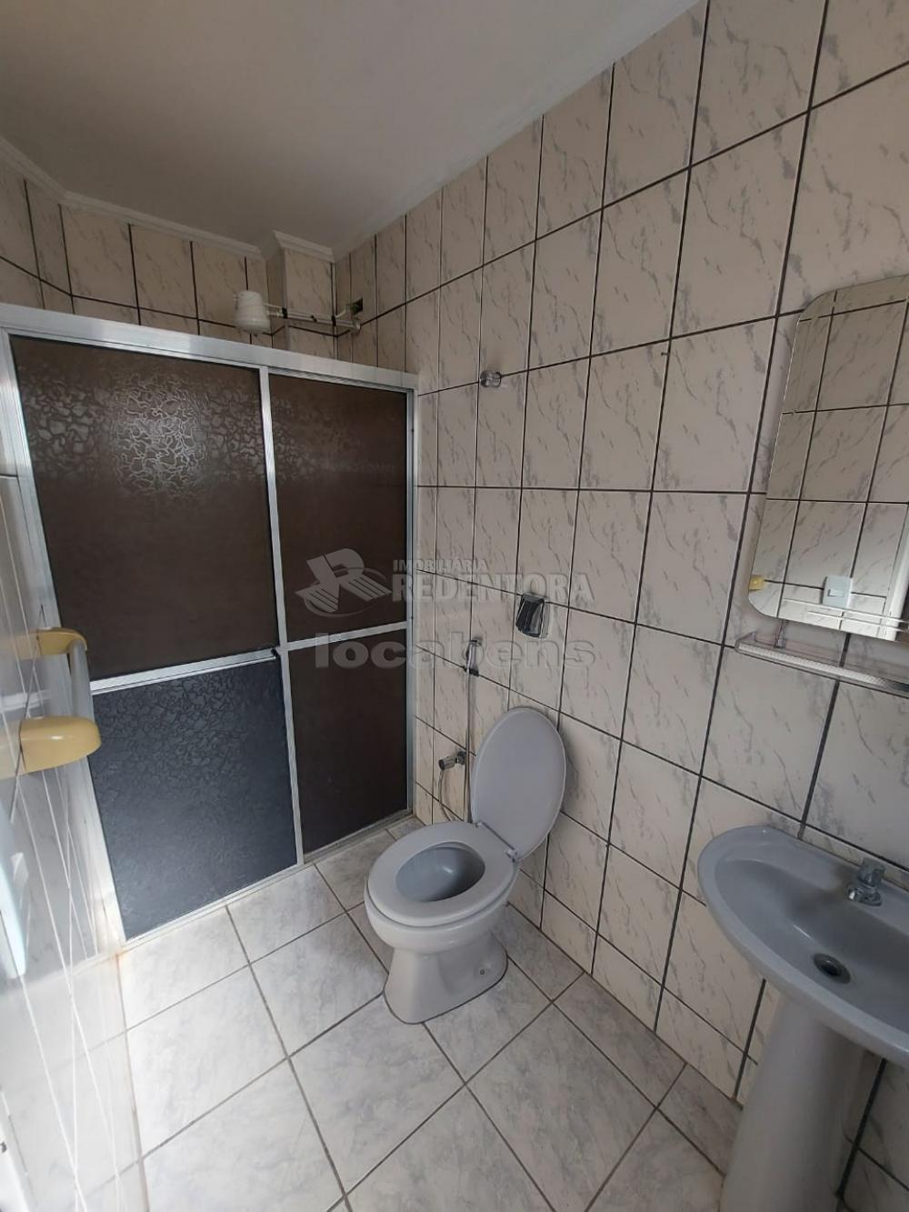 Alugar Apartamento / Padrão em São José do Rio Preto R$ 1.100,00 - Foto 10