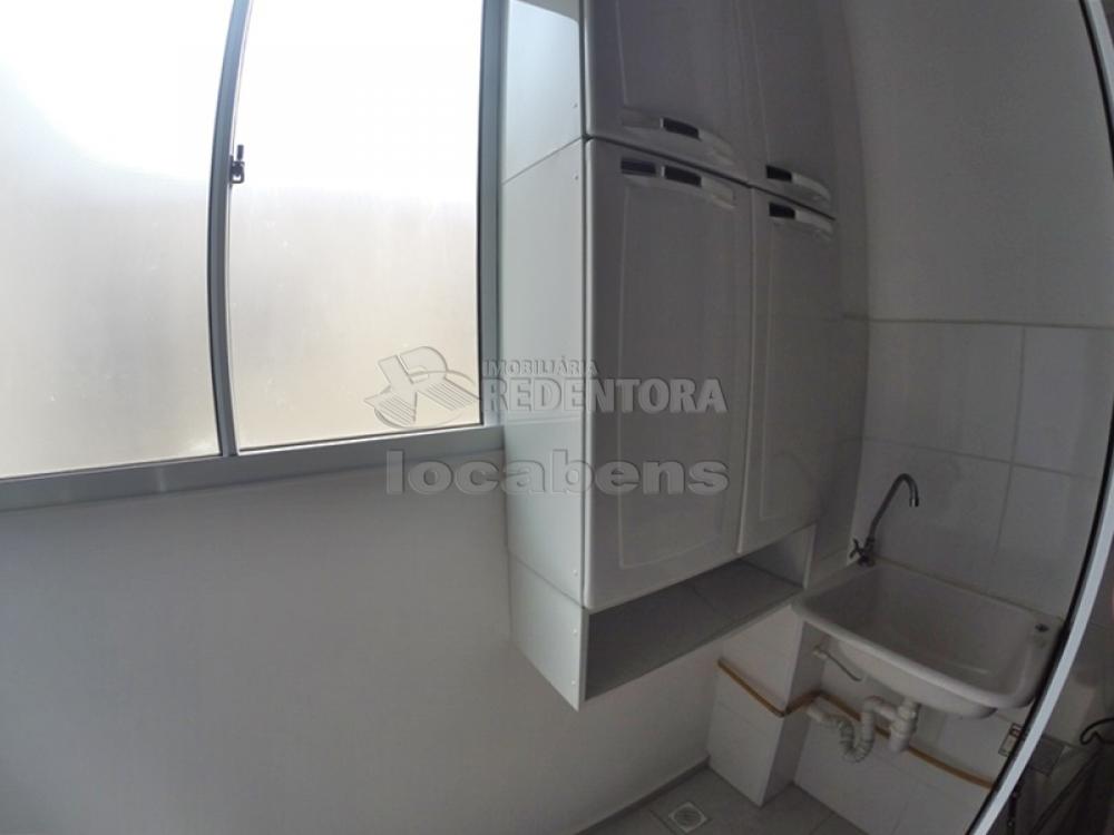 Alugar Apartamento / Padrão em São José do Rio Preto R$ 1.050,00 - Foto 11