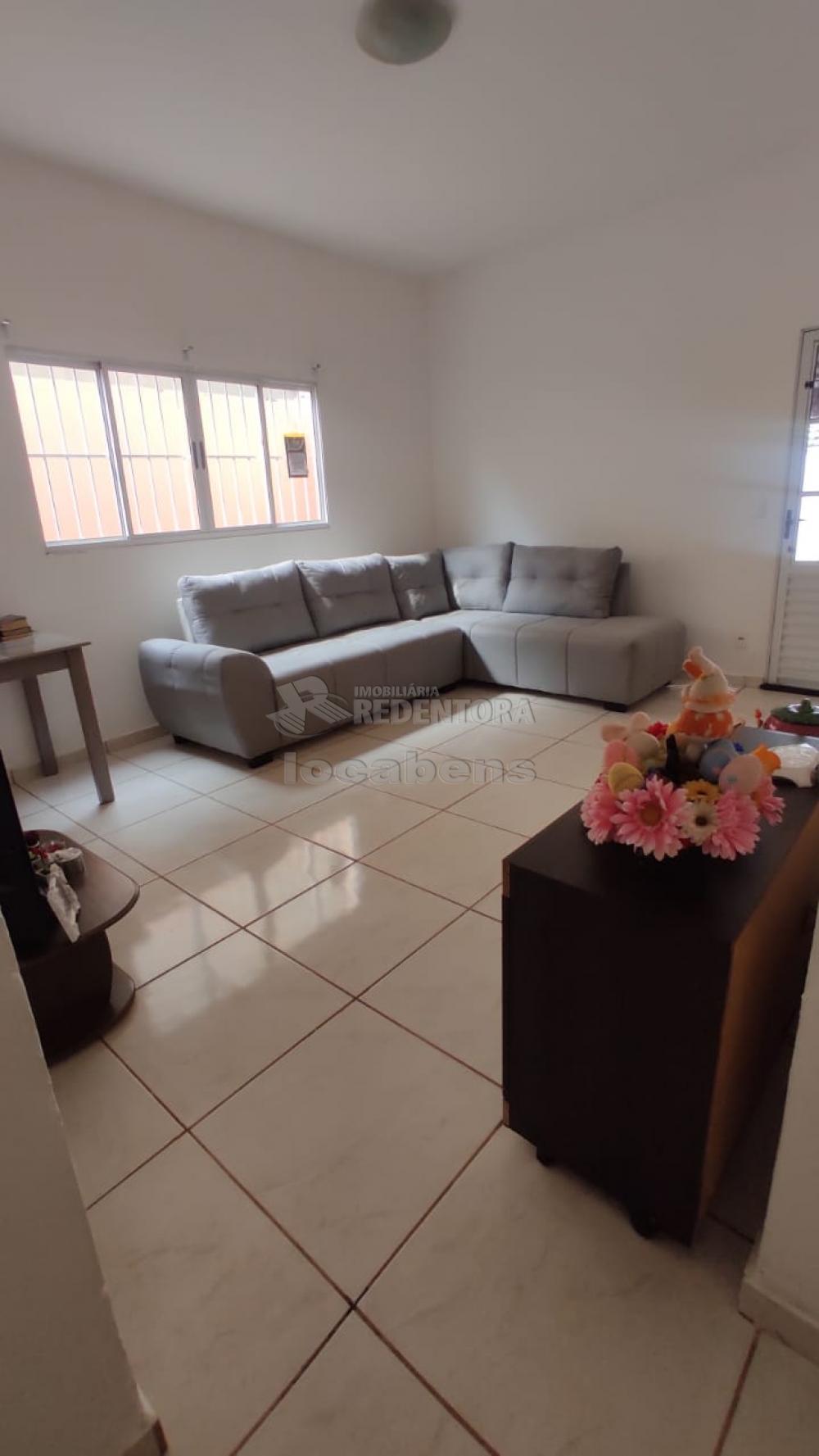 Comprar Casa / Padrão em São José do Rio Preto R$ 270.000,00 - Foto 1
