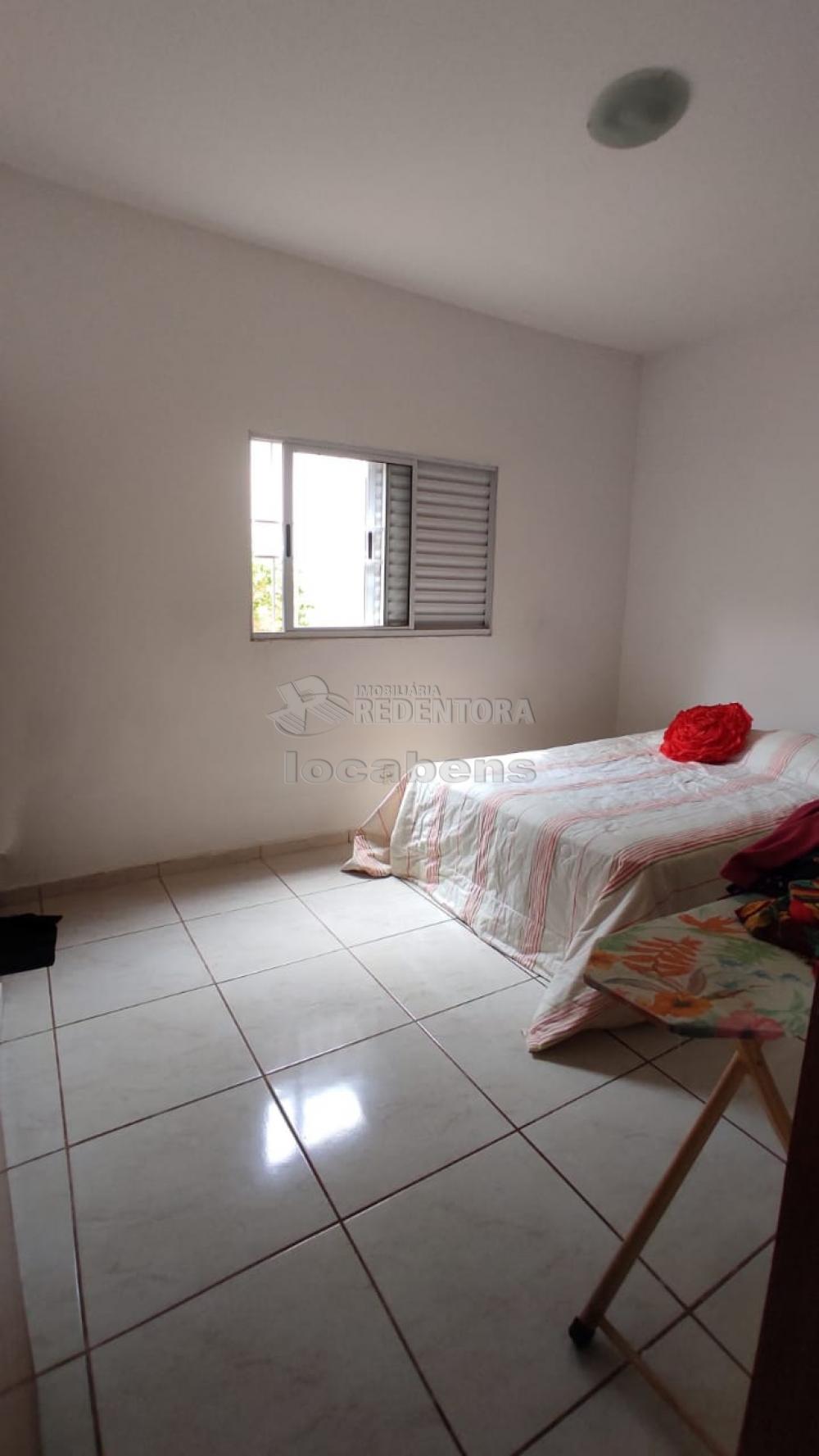 Comprar Casa / Padrão em São José do Rio Preto R$ 270.000,00 - Foto 2