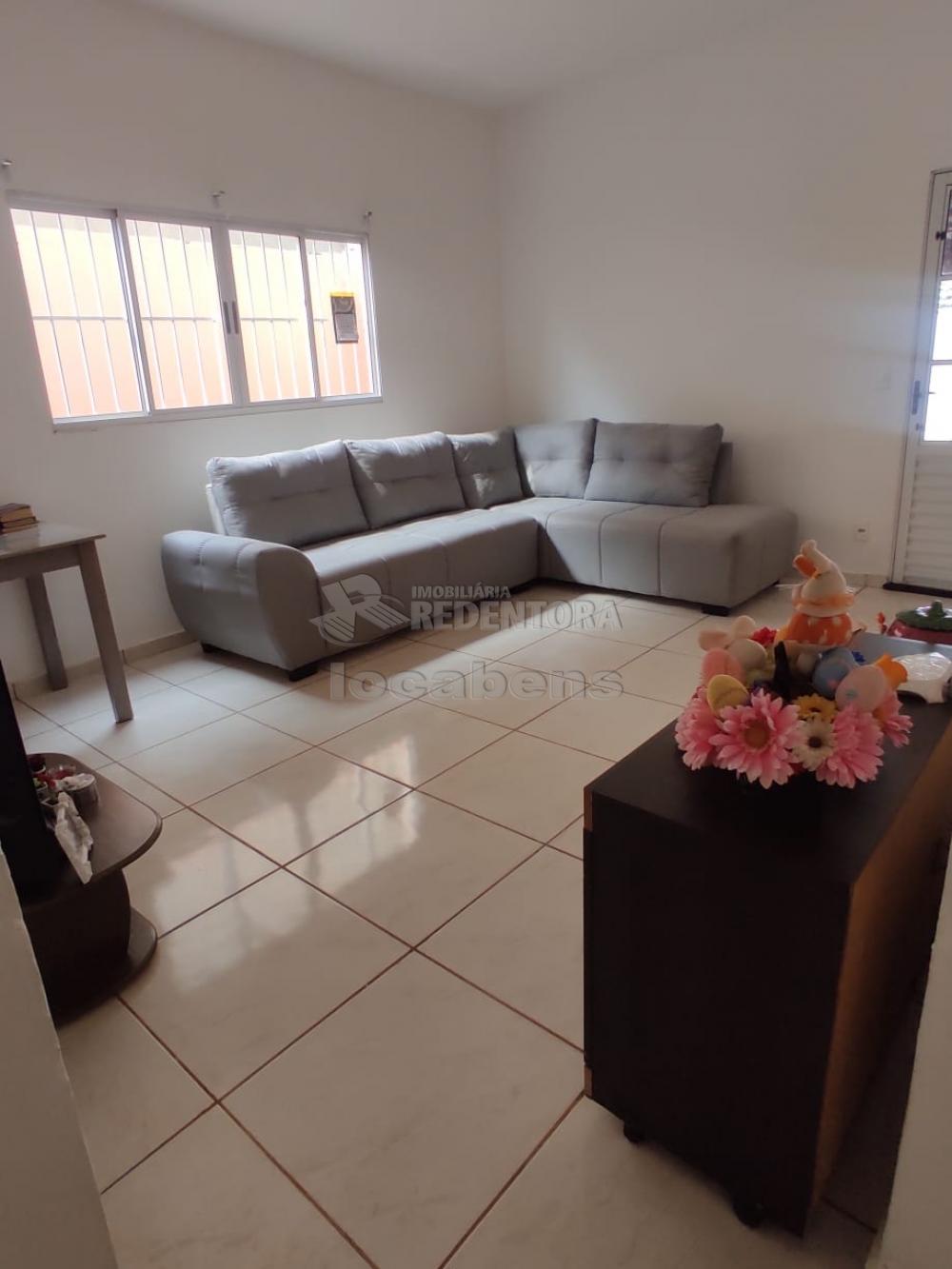 Comprar Casa / Padrão em São José do Rio Preto R$ 270.000,00 - Foto 3