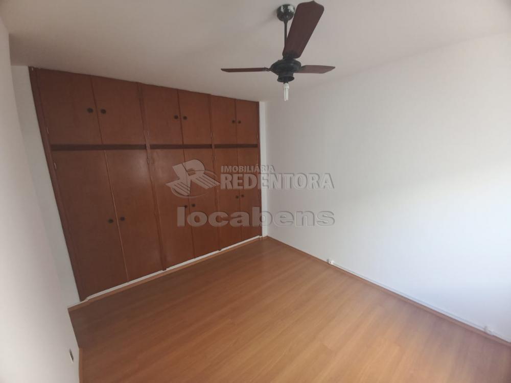 Alugar Apartamento / Padrão em São José do Rio Preto apenas R$ 1.800,00 - Foto 1