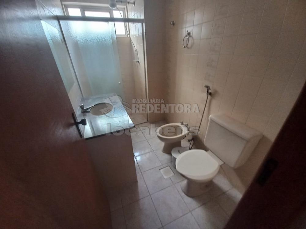 Alugar Apartamento / Padrão em São José do Rio Preto R$ 1.800,00 - Foto 5