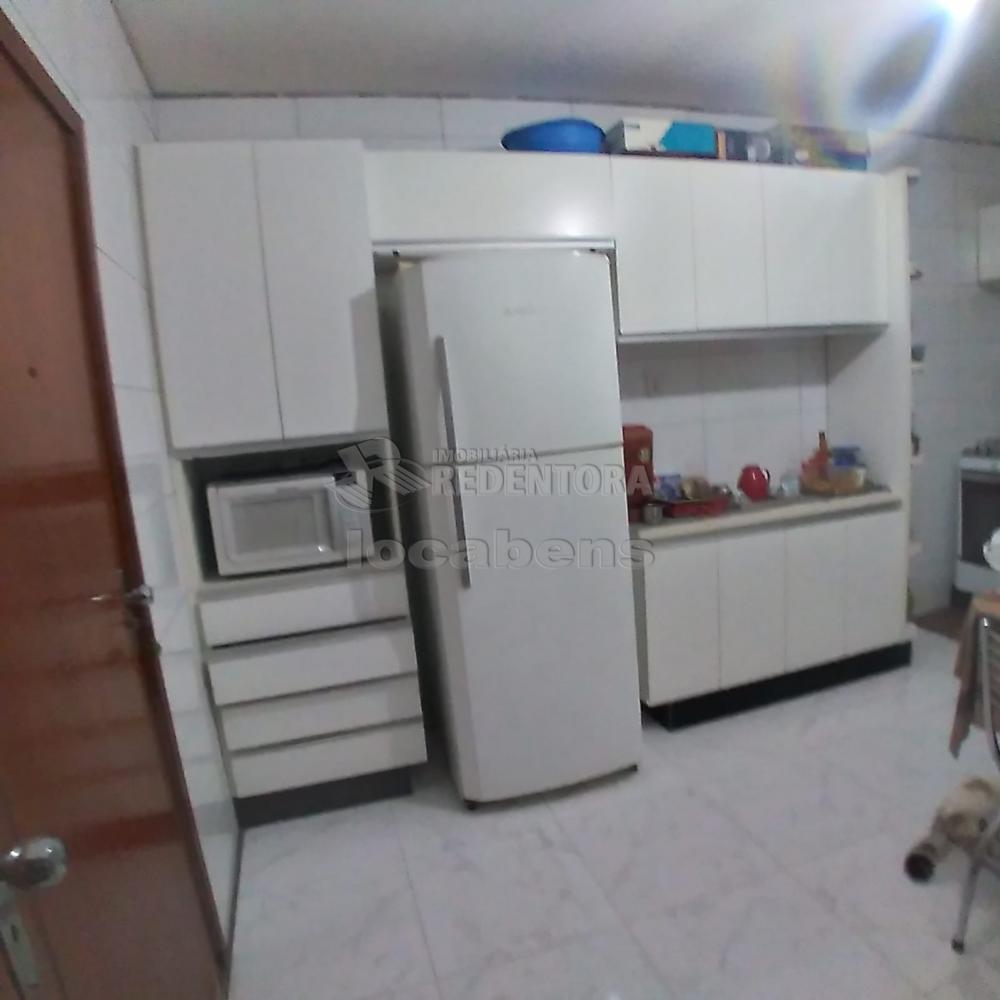 Comprar Apartamento / Padrão em São José do Rio Preto R$ 300.000,00 - Foto 1