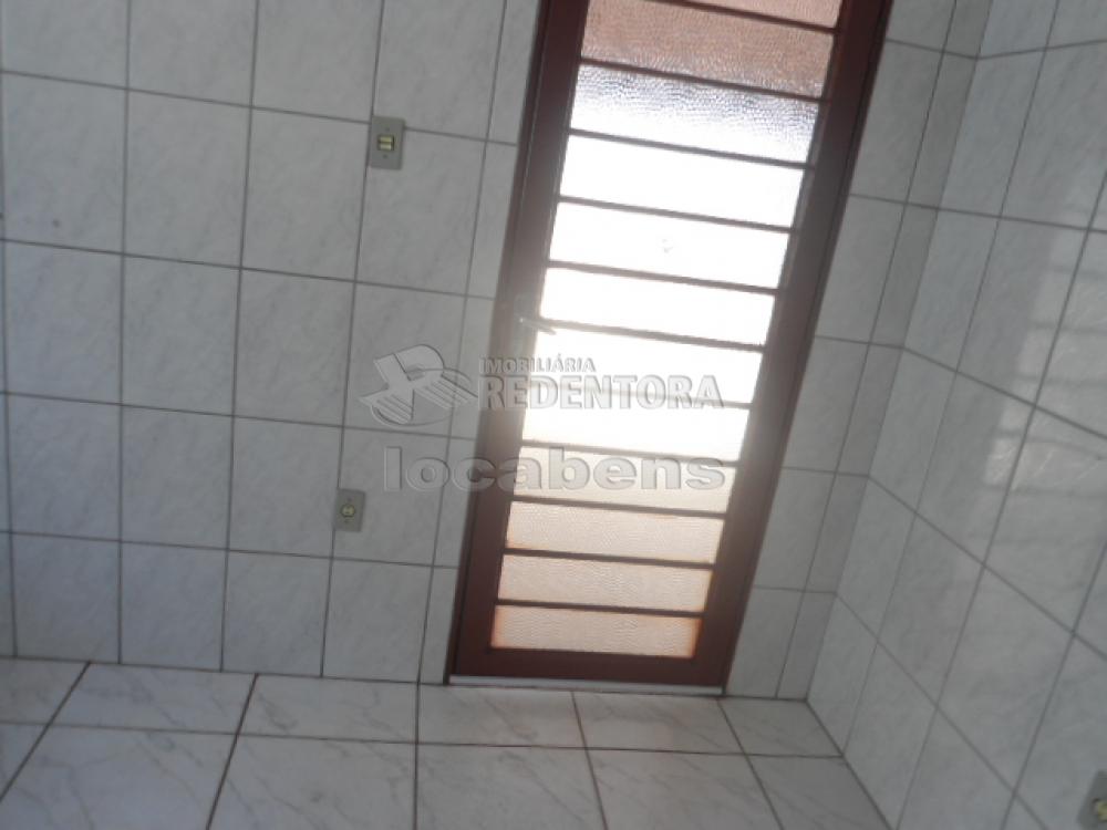 Alugar Casa / Padrão em São José do Rio Preto R$ 1.398,00 - Foto 31