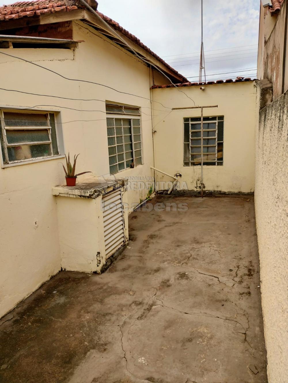Comprar Casa / Padrão em São José do Rio Preto R$ 220.000,00 - Foto 24