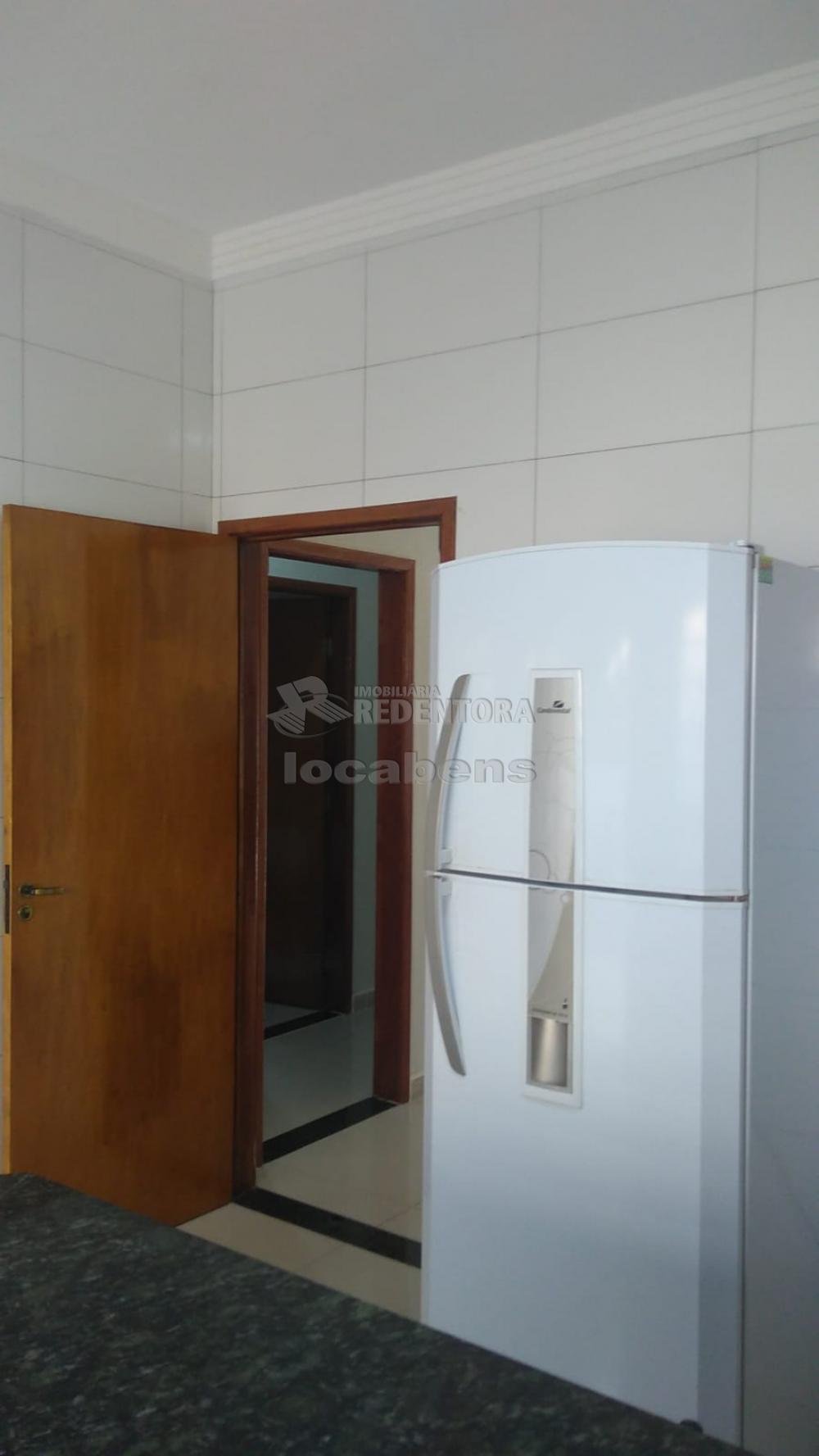 Comprar Casa / Padrão em São José do Rio Preto R$ 320.000,00 - Foto 3