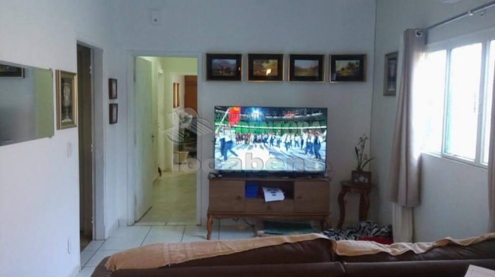 Comprar Casa / Padrão em São José do Rio Preto R$ 450.000,00 - Foto 6