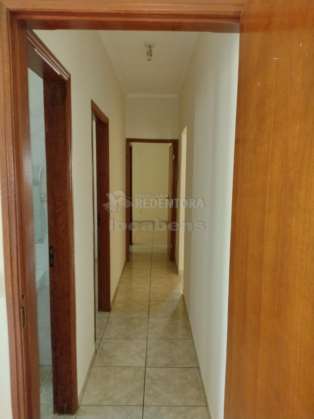 Comprar Casa / Padrão em São José do Rio Preto R$ 320.000,00 - Foto 4