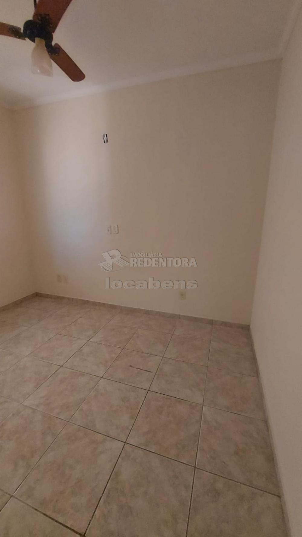 Comprar Casa / Padrão em São José do Rio Preto R$ 320.000,00 - Foto 6