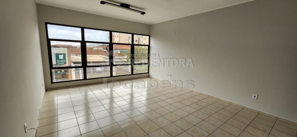 Alugar Comercial / Sala em São José do Rio Preto R$ 1.300,00 - Foto 2