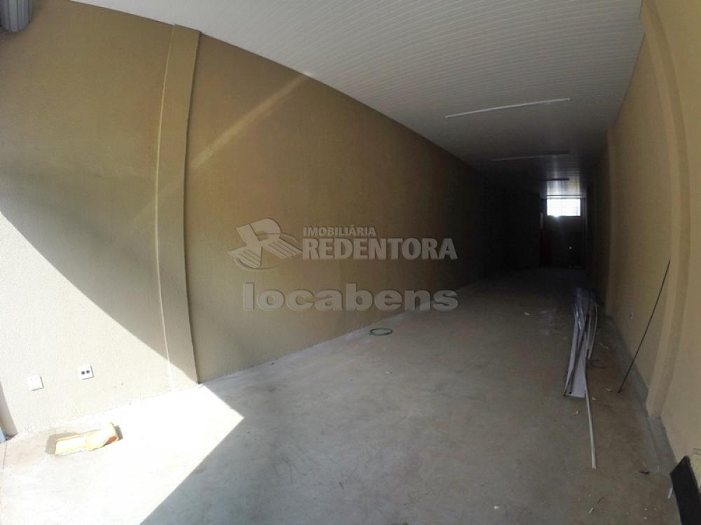 Alugar Comercial / Salão em São José do Rio Preto R$ 2.000,00 - Foto 5