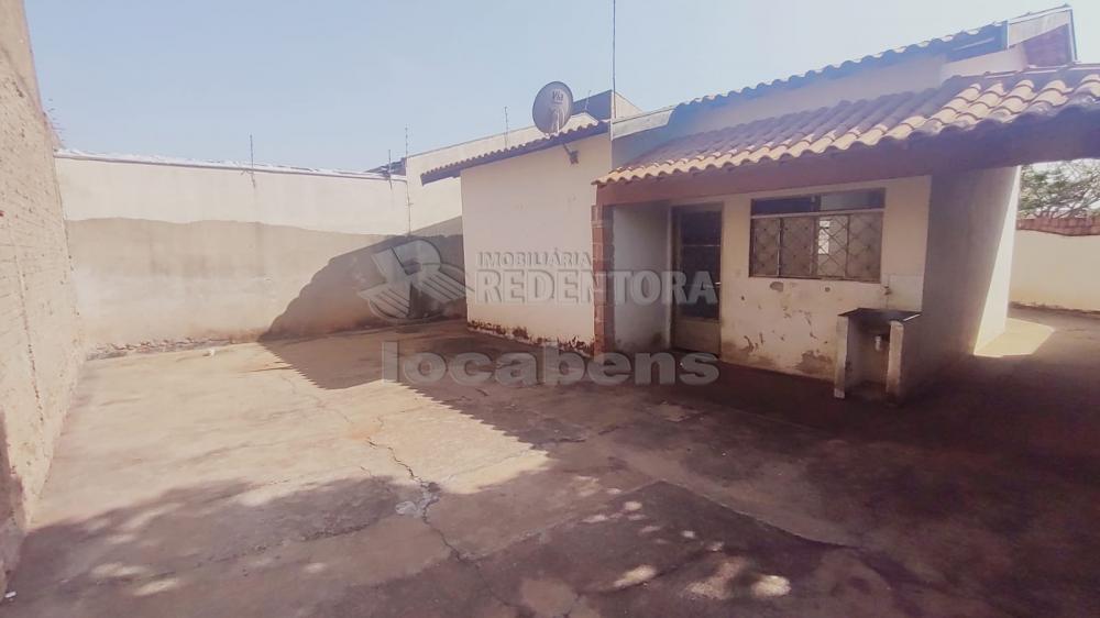 Comprar Casa / Padrão em São José do Rio Preto R$ 230.000,00 - Foto 2