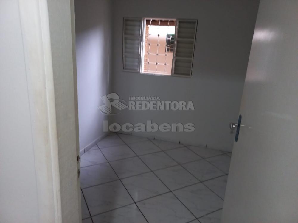 Alugar Casa / Padrão em São José do Rio Preto R$ 1.200,00 - Foto 7