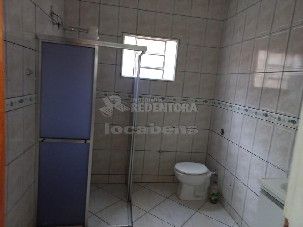 Alugar Casa / Padrão em São José do Rio Preto R$ 1.200,00 - Foto 10