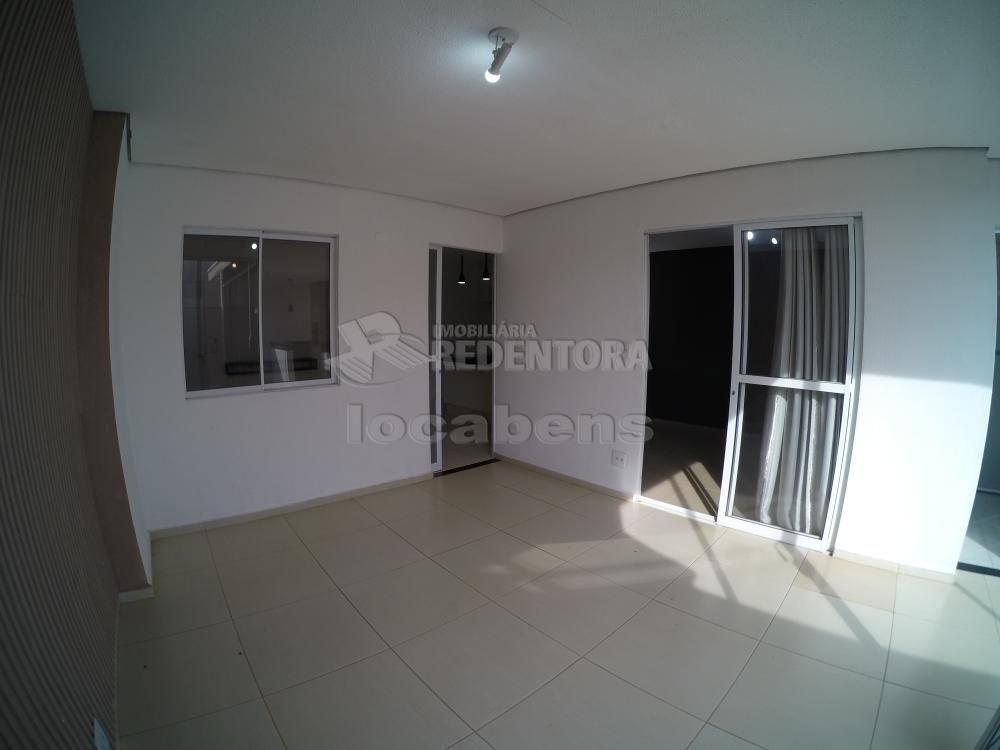 Alugar Casa / Condomínio em São José do Rio Preto R$ 1.300,00 - Foto 16