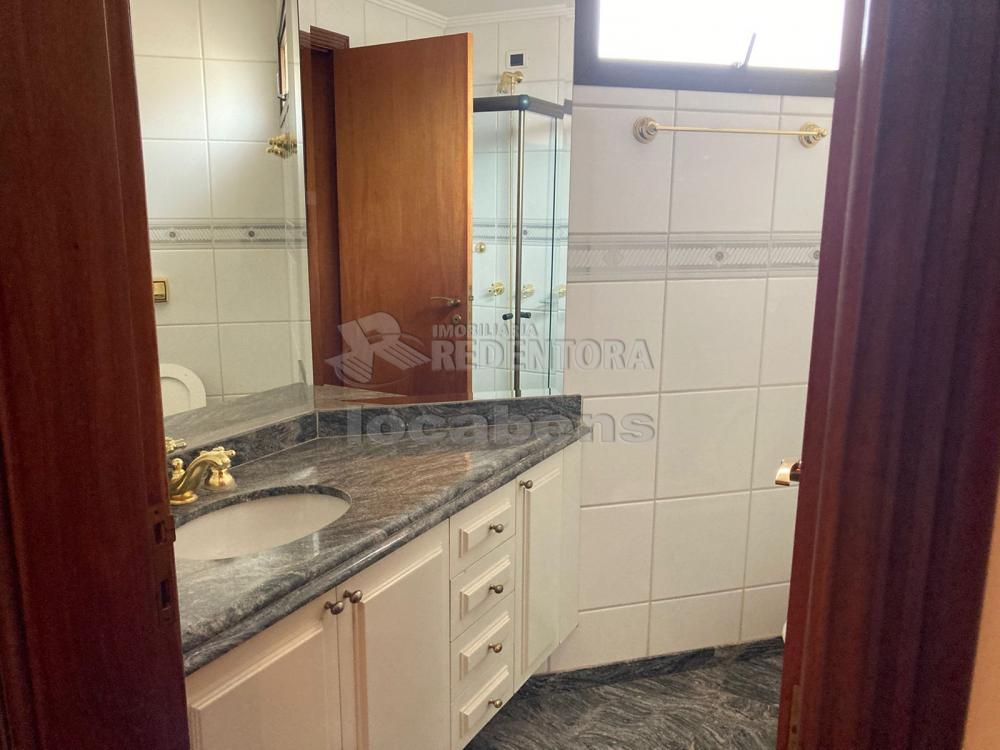 Alugar Apartamento / Padrão em São José do Rio Preto R$ 2.100,00 - Foto 14