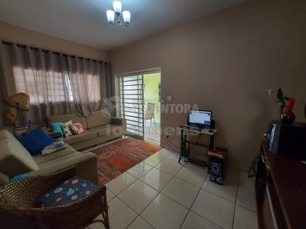 Comprar Casa / Padrão em São José do Rio Preto R$ 420.000,00 - Foto 4
