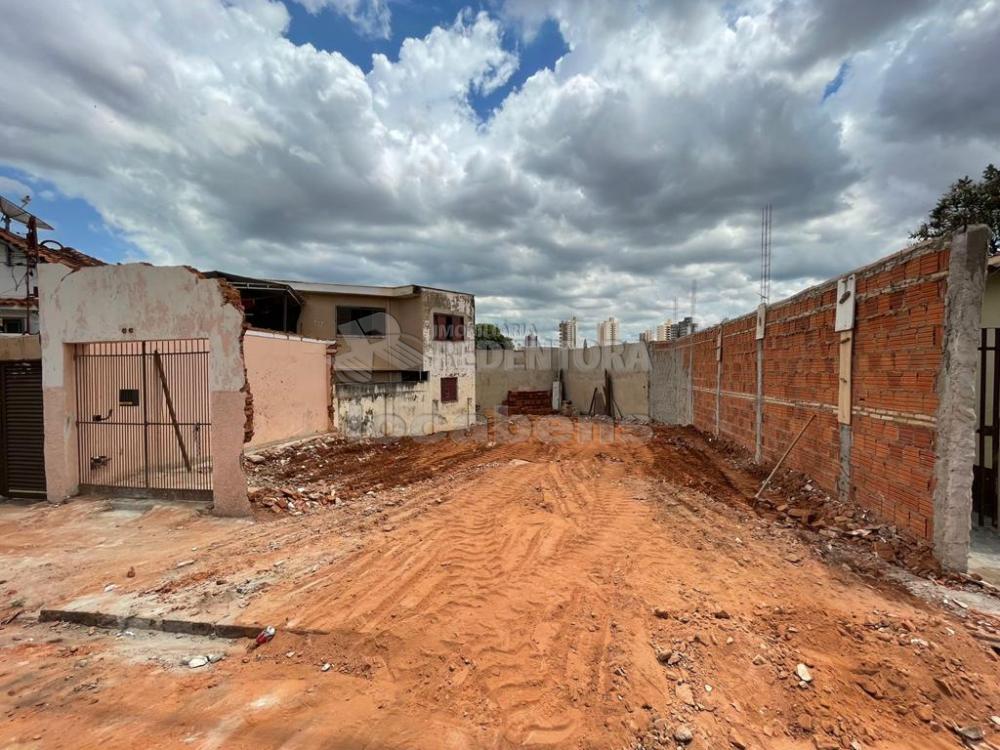 Comprar Terreno / Padrão em São José do Rio Preto R$ 200.000,00 - Foto 2