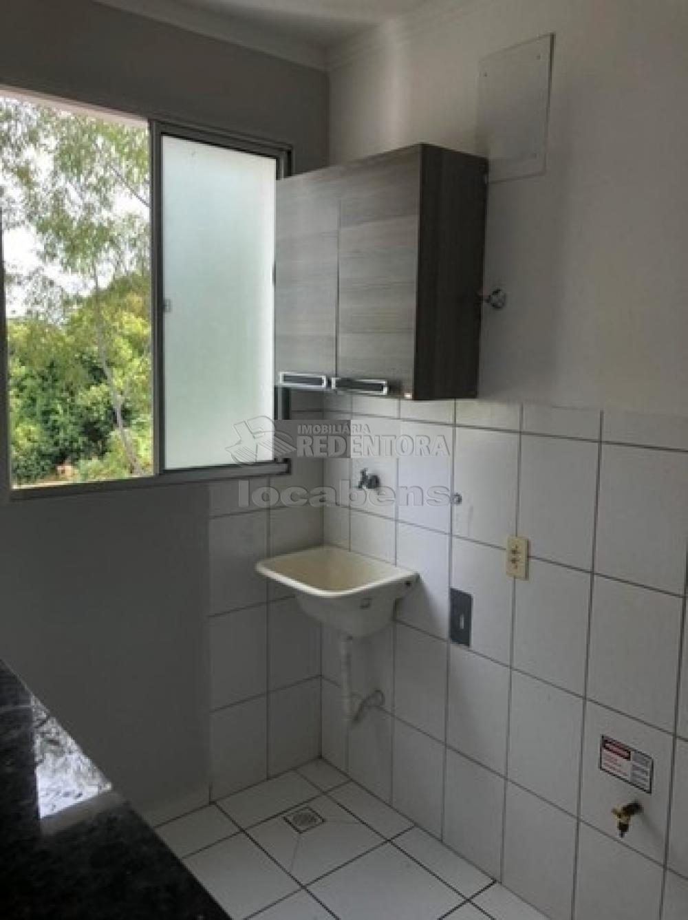 Alugar Apartamento / Padrão em São José do Rio Preto R$ 850,00 - Foto 10