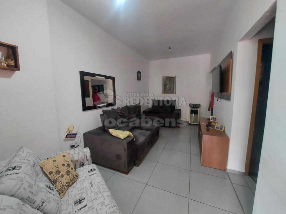 Comprar Casa / Padrão em São José do Rio Preto R$ 300.000,00 - Foto 3