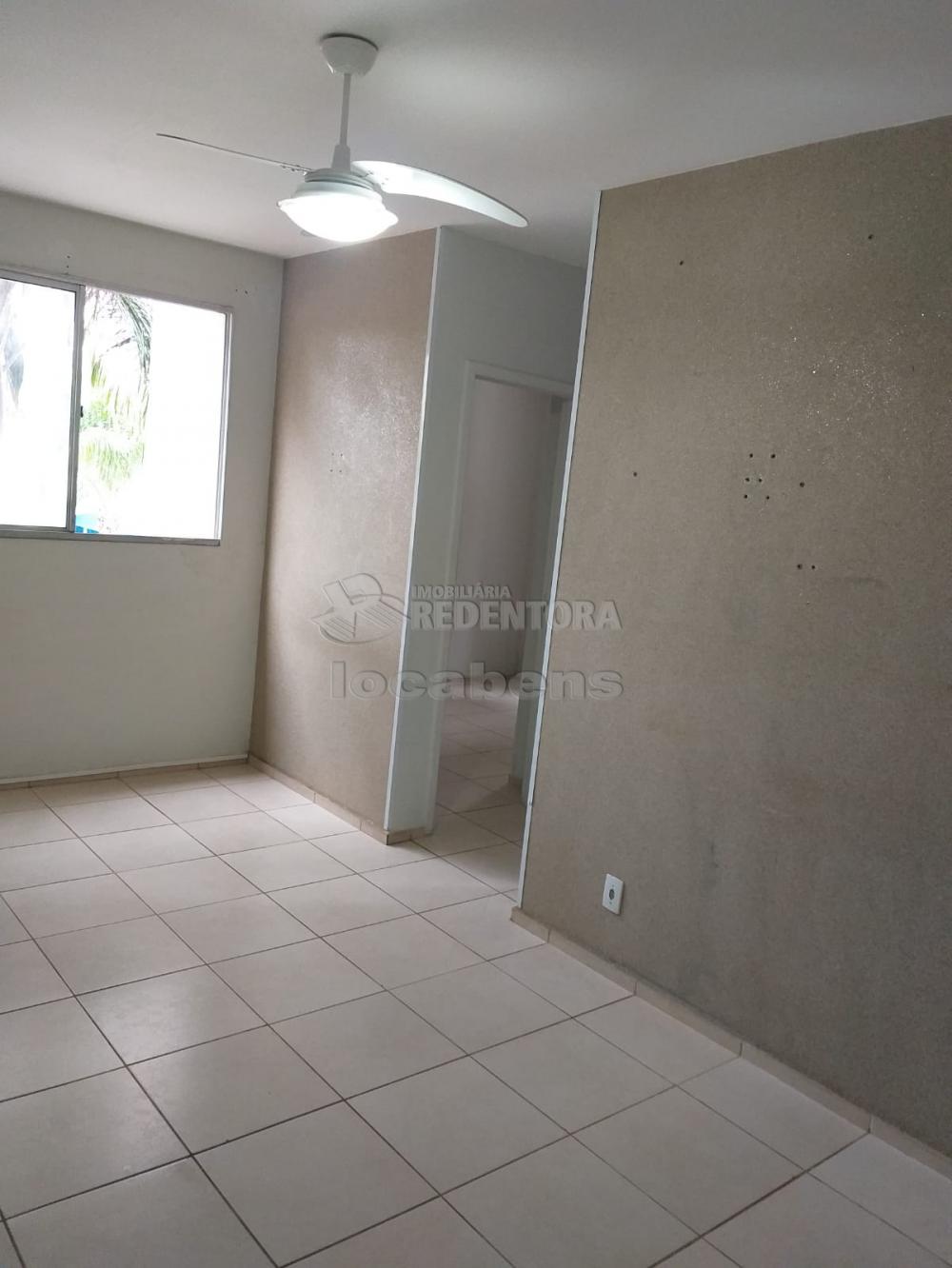 Comprar Apartamento / Padrão em São José do Rio Preto R$ 180.000,00 - Foto 4