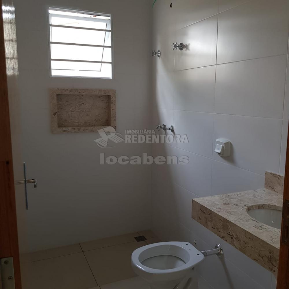 Comprar Casa / Padrão em São José do Rio Preto R$ 390.000,00 - Foto 3
